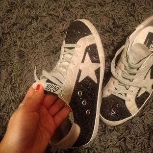 Golden goose sneakers excellent condition